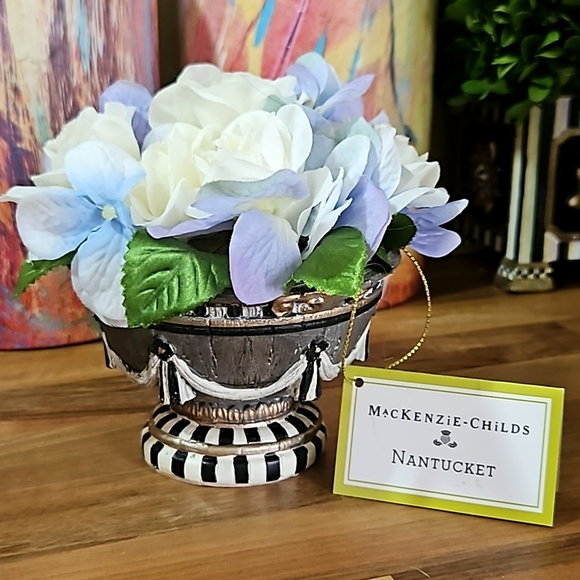 MKC Mini Floral Arrangement NWT!